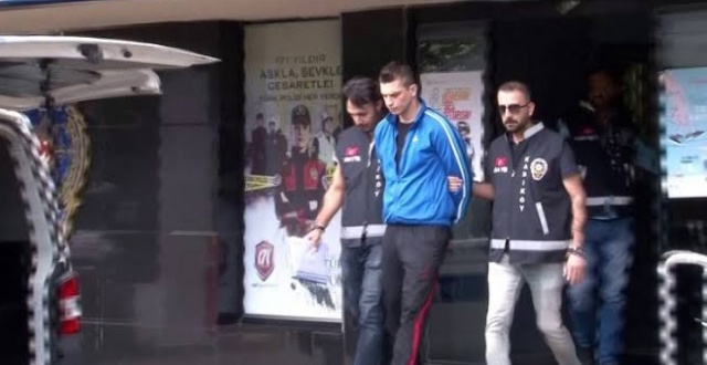 Kadıköy&#039;de bıçaklayarak öldürme iddiasında flaş gelişme