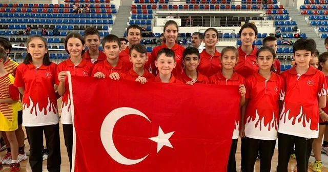 Küçük milli sporcular Balkanlardan madalyalarla döndü