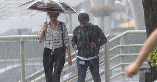 Meteoroloji&#039;den Sinop, Samsun, Ordu, Giresun, Trabzon ve Rize&#039;ye yağış uyarısı