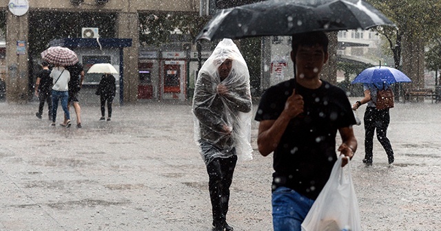 Meteoroloji saat verdi, yağmur geliyor!