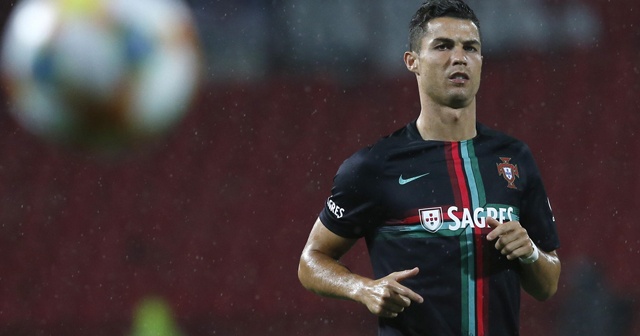 Ronaldo tarihin en büyük anlaşmasını imzaladı