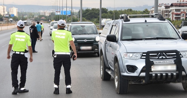 Seçici Göz Denetiminde 35 sürücüye 7 bin 717 TL ceza uygulandı