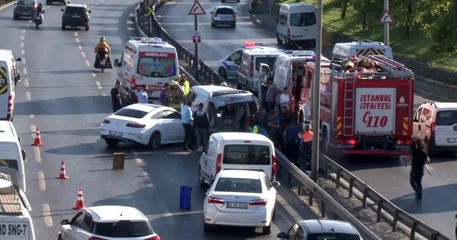 Sefaköy'de kaza: 2 yaralı