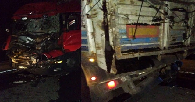 Sinop'ta iki kamyon çarpıştı: 1 yaralı