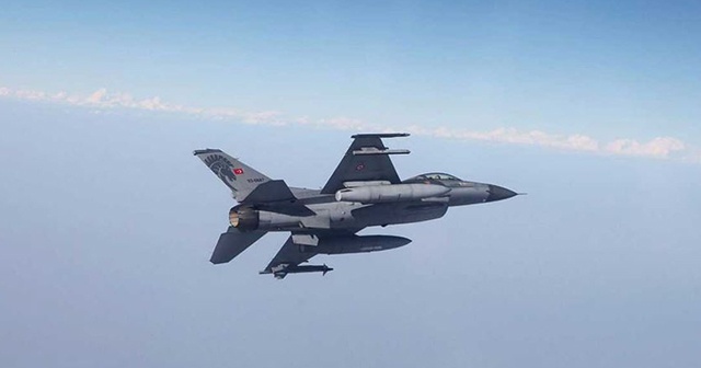 Türk F-16&#039;ları Fırat&#039;ın doğusunda iki uçuş daha gerçekleştirdi