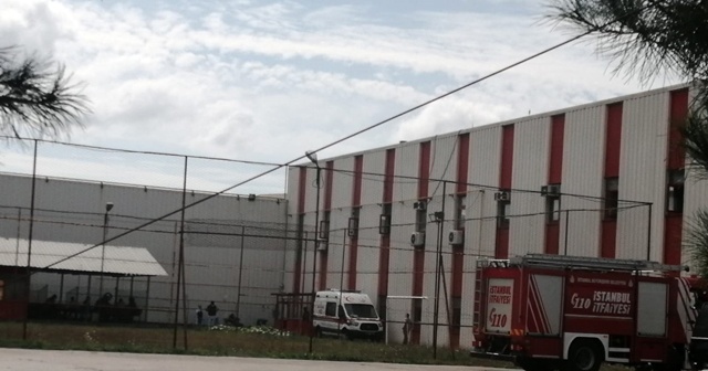 Tuzla&#039;da gıda fabrikasında gaz paniği