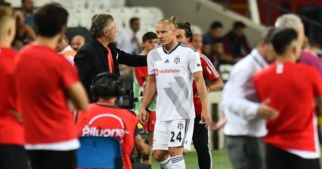 Vida'dan kırmızı kart açıklaması