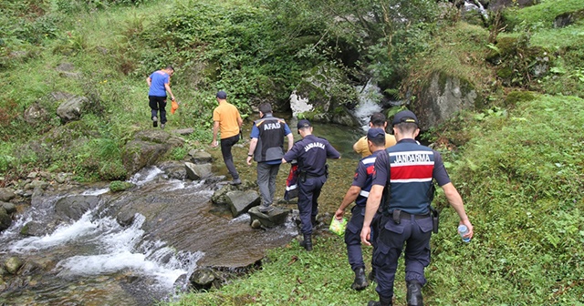 Yayla yolunda kaybolan 6 kişi için ekipler seferber oldu