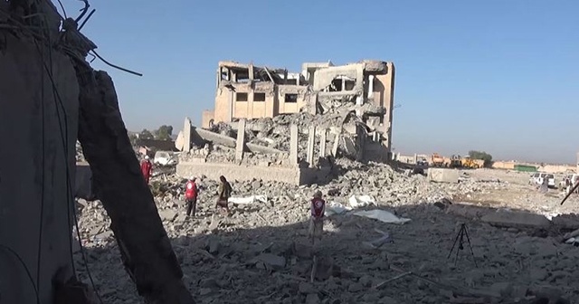 Yemen&#039;de hapishaneye saldırı: 60 ölü, 100 yaralı