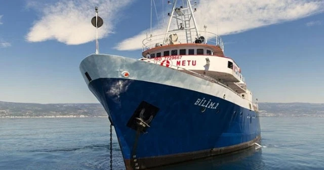 Yunan'ı korku sardı! Bilim-2'yi görünce paniklediler