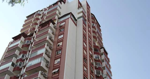 12. kattan düşen doktor hayatını kaybetti