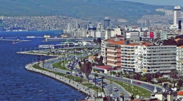 Asıl deprem riski İzmir&#039;de