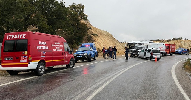 Balıkesir&#039;de trafik kazası 5 yaralı