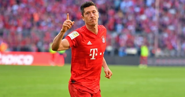 Bayern Münih kazandı! Lewandowski rekor kırdı