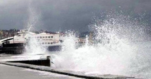 Denizde bazı seferler iptal edildi