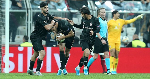 Beşiktaş derbide moral arıyor