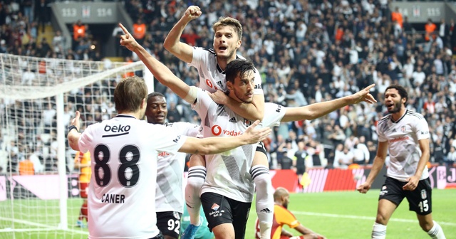 Beşiktaş, Galatasaray&#039;ı evinde 1-0 mağlup etti