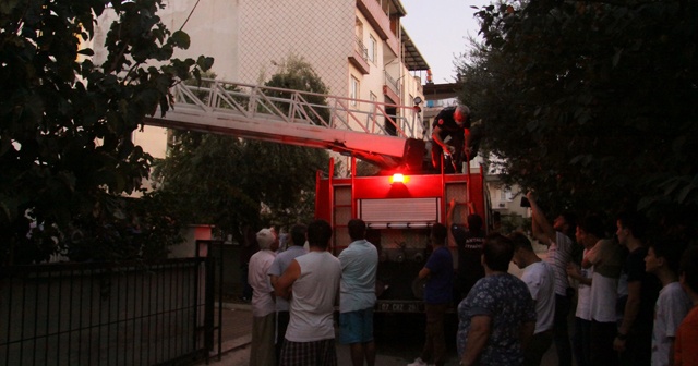 Binadan gelen &#039;kötü koku&#039; ihbarı polisi harekete geçirdi