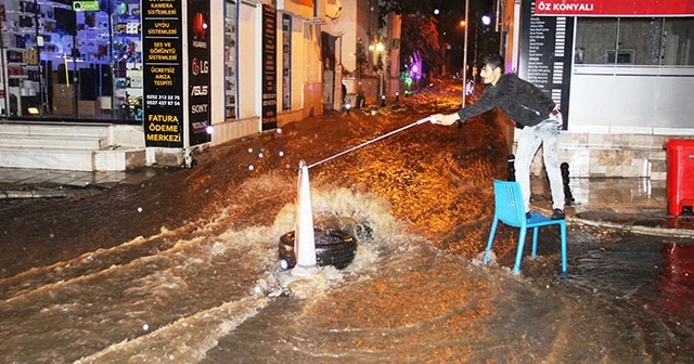 Bodrum&#039;da sokaklar göle döndü