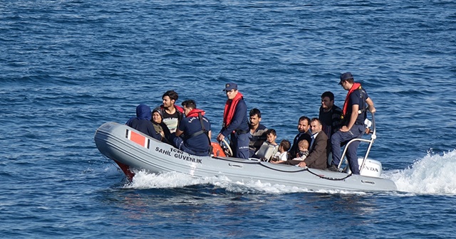 Çanakkale&#039;de 242 düzensiz göçmen yakalandı