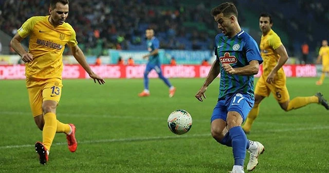 Çaykur Rizespor evinde 2 golle kazandı