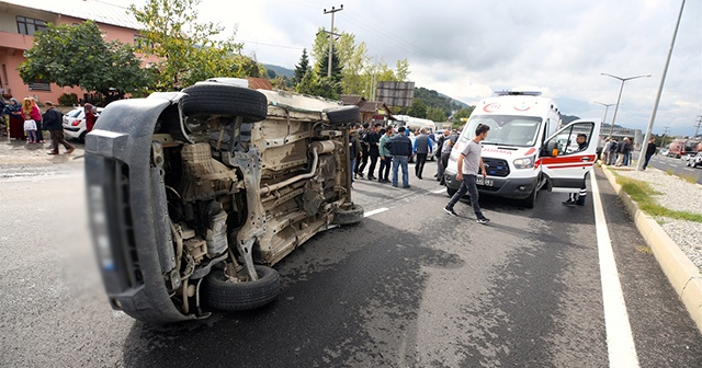 Düzce&#039;de &quot;makas atan&quot; sürücü zincirleme kazaya neden oldu