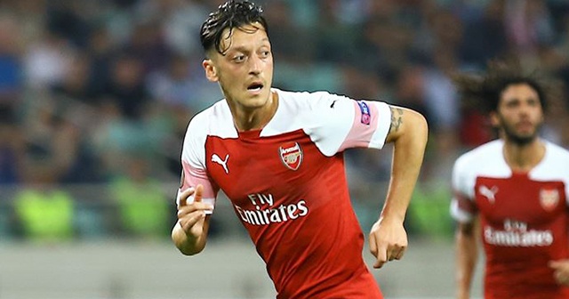 Emery'den Mesut Özil eleştirilerine cevap