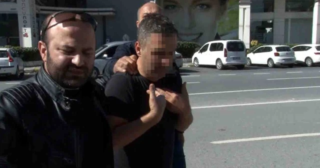 Eşinin evinin önünde kendini yakmak istedi