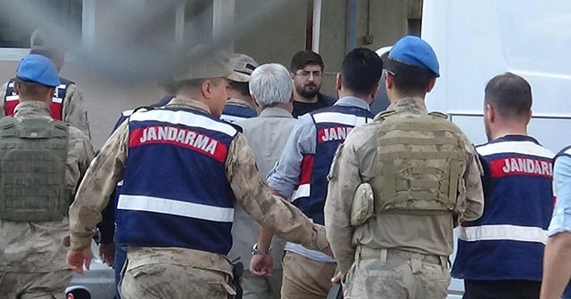 Eski Diyarbakır Büyükşehir Belediye Başkanı Mızraklı adliyeye sevk edildi