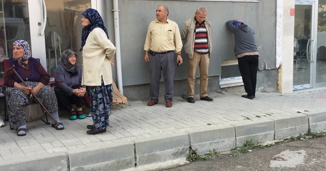 Komşuları banyoda ölü buldu! Eşi gözyaşlarına boğuldu