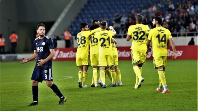Fenerbahçe Tarsus İdmanyurdu'nu 3-1 mağlup etti