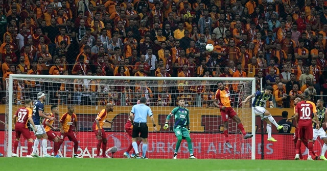 Galatasaray ve Fenerbahçe PFDK'ya sevk edildi
