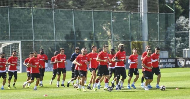 Gaziantep Futbol Kulübü, Medipol Başakşehir&#039;i konuk ediyor