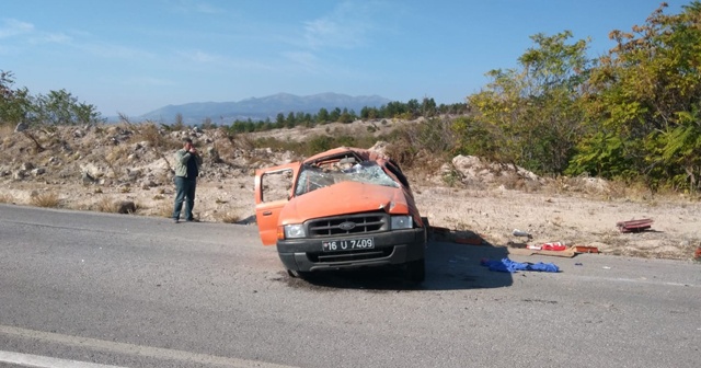 Gediz’de trafik kazası: 3 Yaralı