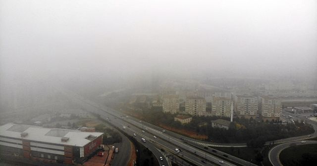 İstanbullular güne sis ile uyandı!