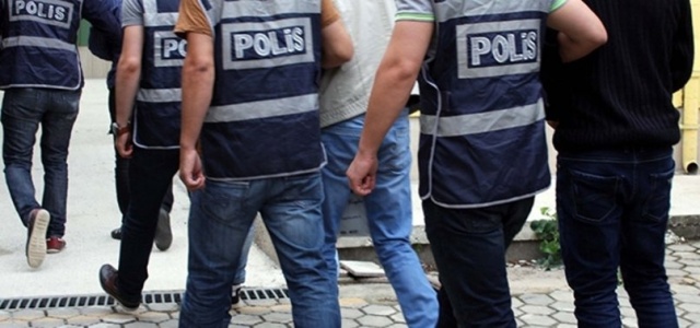İzmir merkezli 2 ilde FETÖ operasyonu, 27 gözaltı kararı var