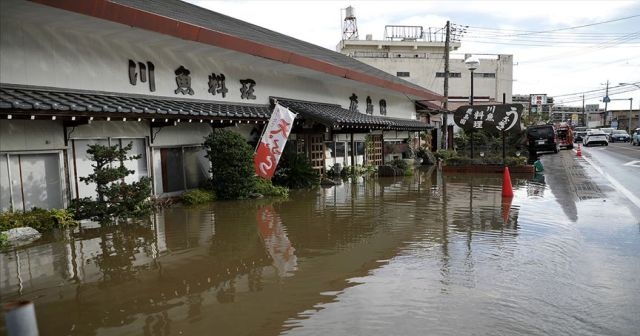 Japonya&#039;da şiddetli yağış: Çok sayıda ölü var