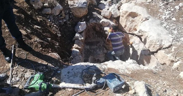 Kaçak kazı yaparken suçüstü yakalandılar