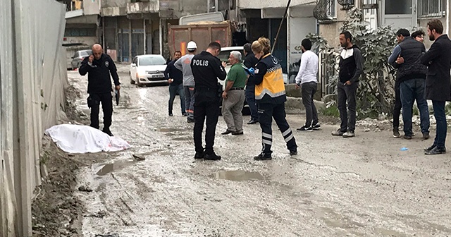 Kadıköy&#039;de feci ölüm