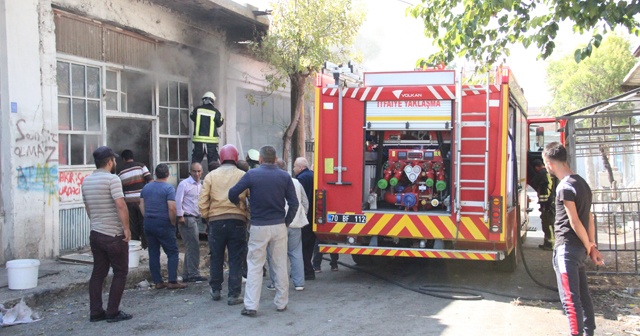 Karaman’da depoda çıkan yangın korkuttu