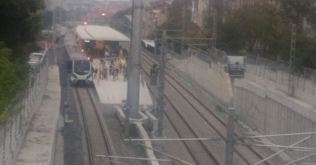 Marmaray seferleri aksadı