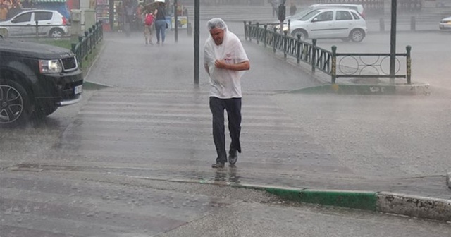 Meteoroloji&#039;den 2 bölge için sağanak yağış uyarısı!