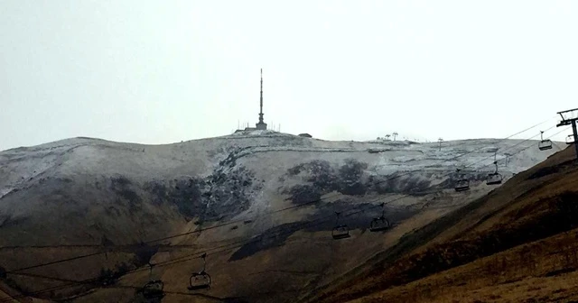 Palandöken’in zirvesi beyaza büründü