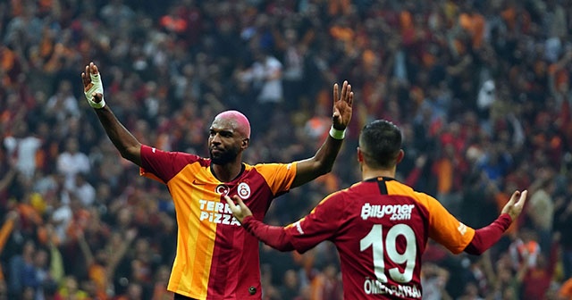 Ryan Babel 3. golünü kaydetti