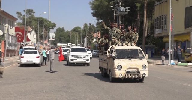 Tekbirlerle uğurlanan Suriye Milli Ordusu Resulayn'da