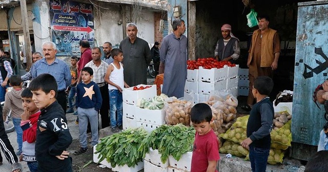 Teröristler Tel Abyad halkına hayatı zehir etmiş