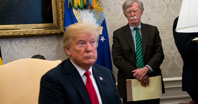 Trump’ın azil soruşturmasında John Bolton ifadeye çağrıldı