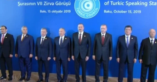Türk Konseyi 7. Zirvesi'nde liderlerden aile fotoğrafı