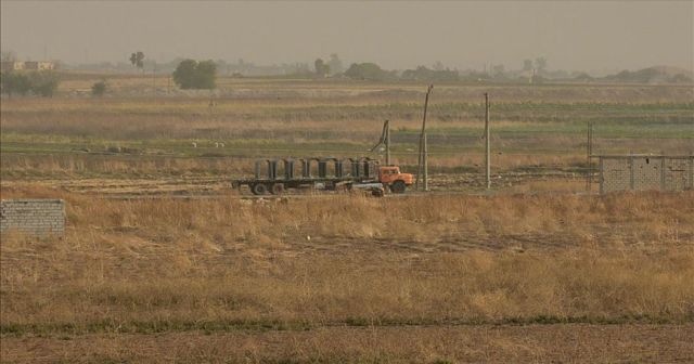 YPG/PKK, Aynularab&#039;da tünel ve hendek kazıyor