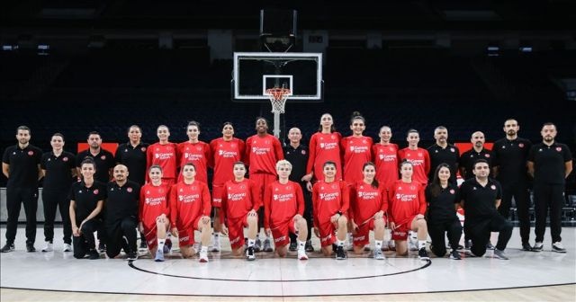 A Milli Kadın Basketbol Takımı, medya ile buluştu